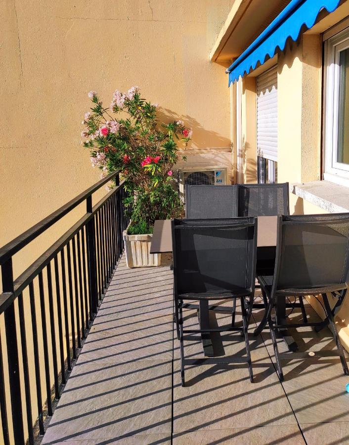 Rooftop Condo Ramses อองทีบส์ ภายนอก รูปภาพ